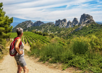 Tourisme : un été bleu blanc rouge en Vaucluse