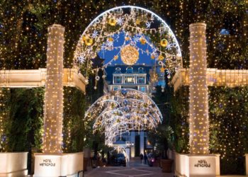 Blachère illumination : effervescence à Apt pour un Noël féerique et responsable