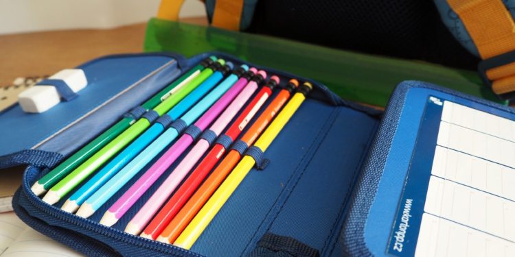 ‘Les crayons du cœur’, élan de solidarité autour des fournitures scolaires en Vaucluse