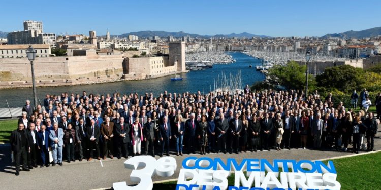 Région Sud : des maires aidés, mais méprisés