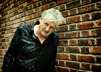 Rodolphe Burger en concert à Châteaurenard avec son sixième album solo
