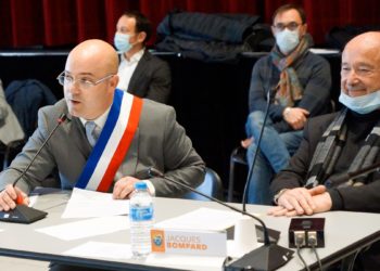 Sans surprise, Yann Bompard élu maire d’Orange