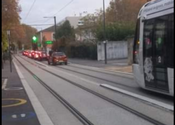 Avignon, Plan faubourgs, la rue se révolte …