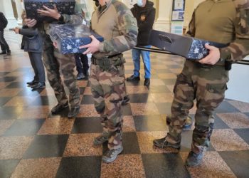 Avignon : des paniers gourmands pour les militaires
