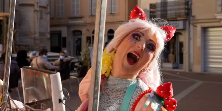 Carpentras : vidéo best of des ‘Noëls insolites’