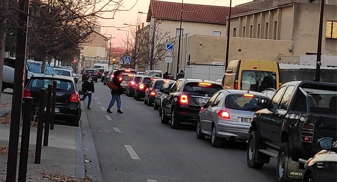 Le Collectif Anti-faubourgs se comptera ce samedi 18 décembre, à partir de 9h, devant la mairie d’Avignon