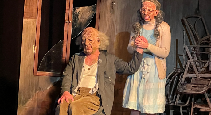 Avignon, Théâtre du Chêne noir, Les chaises de Ionesco balancent un max ! Et encore cet aprèm…