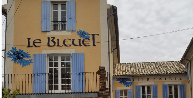 Entre Luberon et Haute-Provence Banon, la librairie ovni de la place Saint-Just