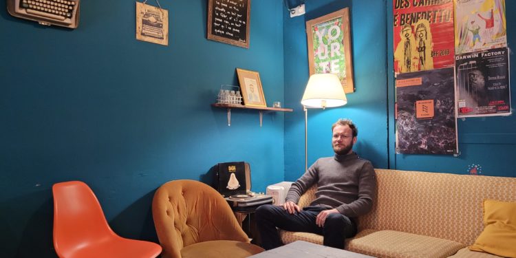 Place des Carmes, ‘La machine à écrire’ ou le cocktail de vie