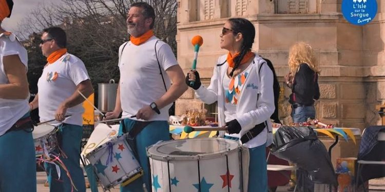 (Vidéo) L’Isle-sur-la-Sorgue lève le masque sur la 3e édition du carnaval