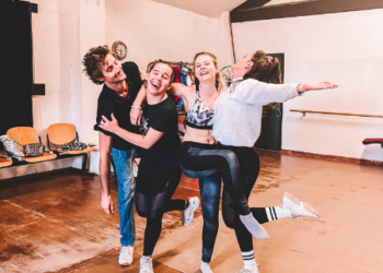 (Vidéo) Avignon, L’ArtScène promeut les futurs artistes !