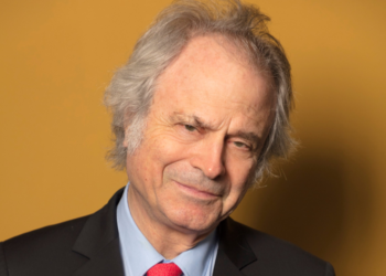 Franz-Olivier Giesbert invite ‘au sursaut’ au ‘Cœur d’Avignon’