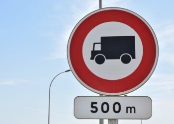 Villeneuve interdit la circulation des véhicules de plus de 19 tonnes