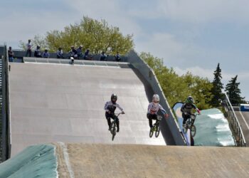 Sarrians : la butte de BMX de 8 mètres prête pour les entraînements olympiques