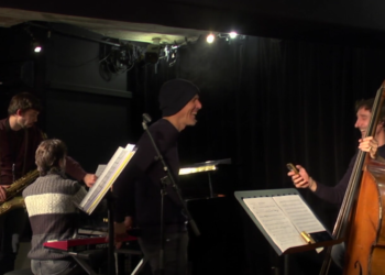 (Vidéo) Une rencontre entre slam et jazz à l’AJMI club d’Avignon