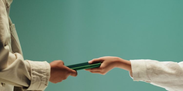 Villeneuve-lès-Avignon : la mairie récupère vos vieux téléphones