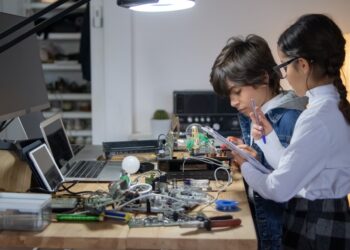 ‘Yes we code!’ : les collégiens du Vaucluse concourent pour le meilleur projet numérique