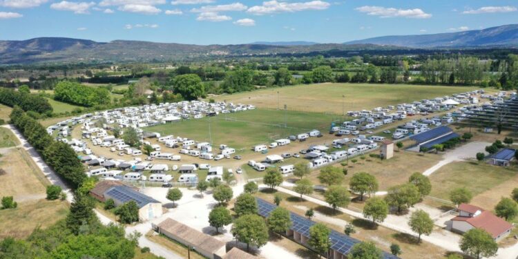 Isle-sur-la-Sorgue : la Ville excédée par l’envahissement des gens du voyage