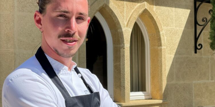 Rencontre avec Hugo Loridan-Fombonne, chef du restaurant Les Fines Roches