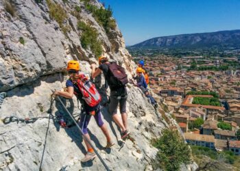 (Vidéo) Cavaillon : la Via Ferrata mise en lumière pour faire rayonner la ville