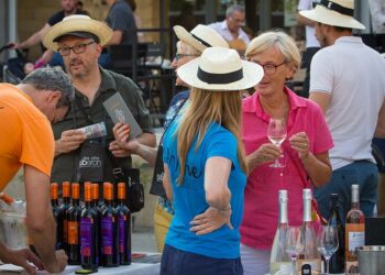 Lourmarin : dégustation des AOC Luberon demain soir