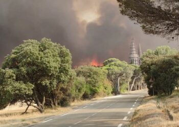 Radio RCF, Abbaye de Frigolet ou les récits de l’incendie par les pères Jean-Charles Leroy et Frédéric Charpy