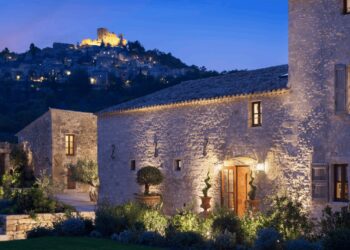 SCAD Lacoste fête son 20ème anniversaire tout l’été