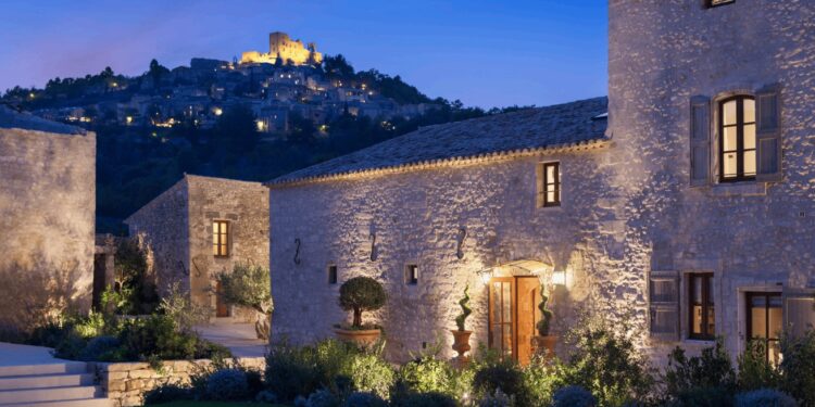 SCAD Lacoste fête son 20ème anniversaire tout l’été