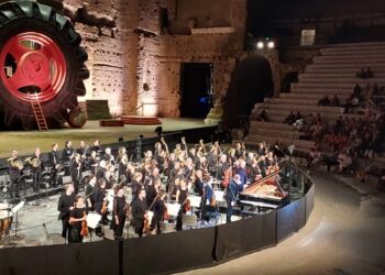 Chorégies 2022 : une ouverture avec Beethoven et le mistral en guest star à 80km/h