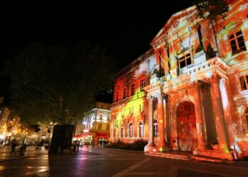 Hélios, le festival qui illumine le patrimoine avignonnais