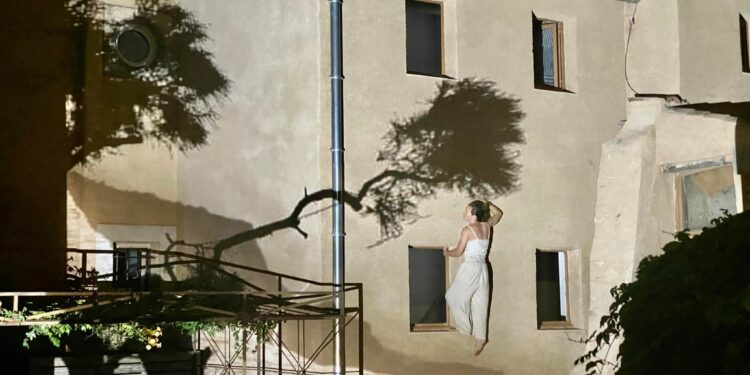 ‘Murs en scène’ : des projections architecturales à Villars