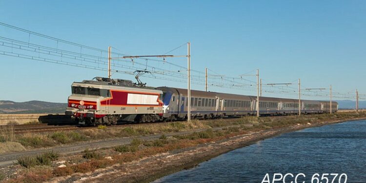 Prêts pour un voyage à Banyuls-sur-Mer à bord d’une locomotive historique ?