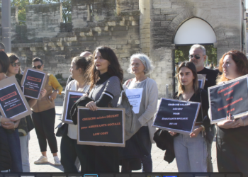 Avignon, Mobilisation pour le Ségur de la santé, près de 100 personnes du secteur privé  rassemblées