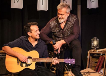 (Vidéo) Théâtre Humanum, Richard Lesage présente ‘Entre 2’ un spectacle musical non conventionnel