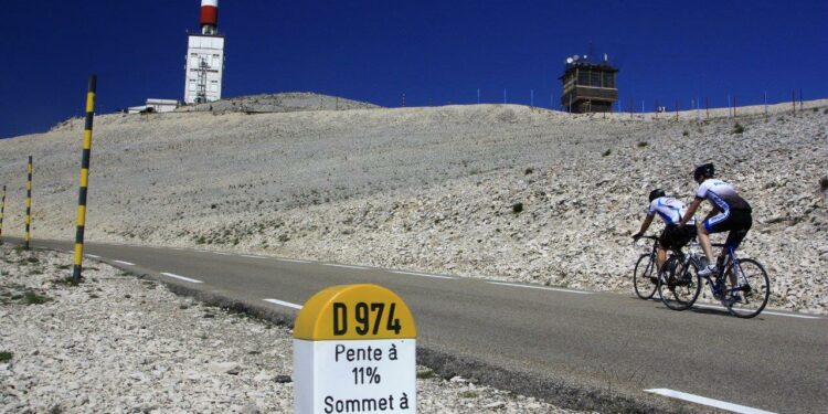 Près de 156 000 cyclistes ont gravi le Ventoux en 2021