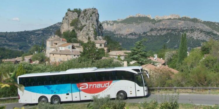Pôle emploi : faire face aux besoins de recrutement de conducteurs de bus