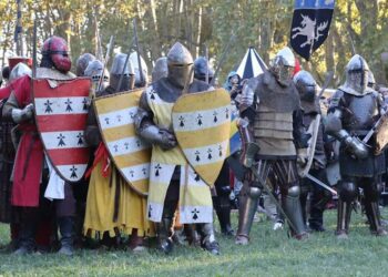 ‘Montjoie ! Saint Denis !’ : la plus grande fête médiévale de France aura lieu ce week-end sur l’île de la Barthelasse