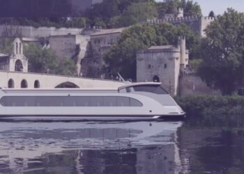CCI : Bientôt une navette fluviale pour desservir Avignon ?