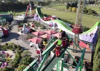 Les sapeurs-pompiers du Vaucluse s’entraînent au Parc Spirou