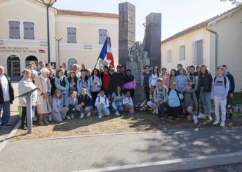 Sorgues : les collégiens dans les pas des déportés du train fantôme