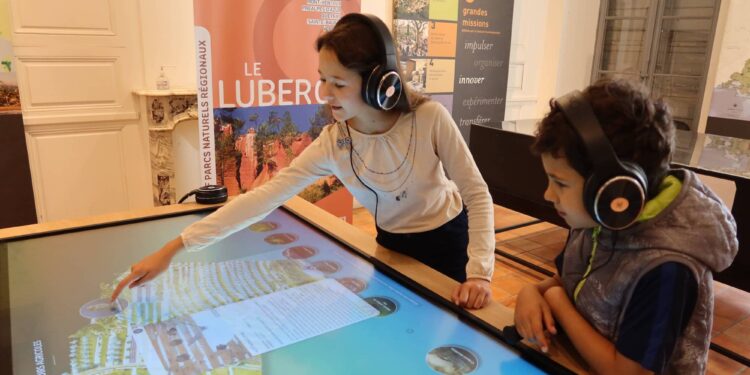 Découvrir le Parc naturel régional du Luberon de façon ludique à la Maison du Parc