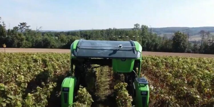 Avignon : Trektor, le 1er tracteur hybride, autonome, 100% électrique ‘Mention spéciale Nouvelles Technologies’ à Med’Agri