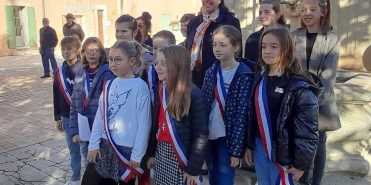 À Gargas, les enfants au cœur la commémoration du 11 novembre