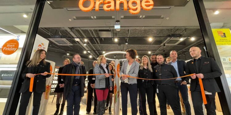 Orange ouvre une nouvelle boutique à Orange