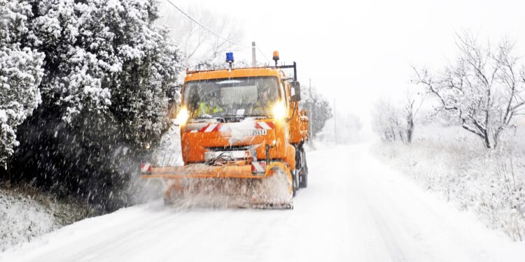 Neige et verglas : le Vaucluse met la sécurité routière au premier plan