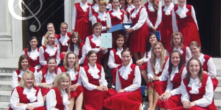 Une chorale tchèque en concert à Gordes