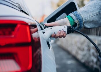 La Région Sud soutient l’installation de bornes de charge électriques dans les copropriétés