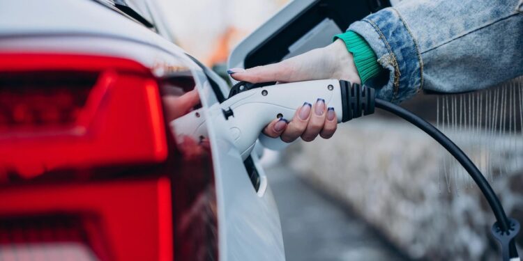 La Région Sud soutient l’installation de bornes de charge électriques dans les copropriétés