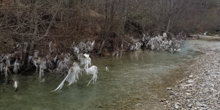 Toulourenc : une mobilisation citoyenne organisée ce dimanche pour nettoyer la rivière