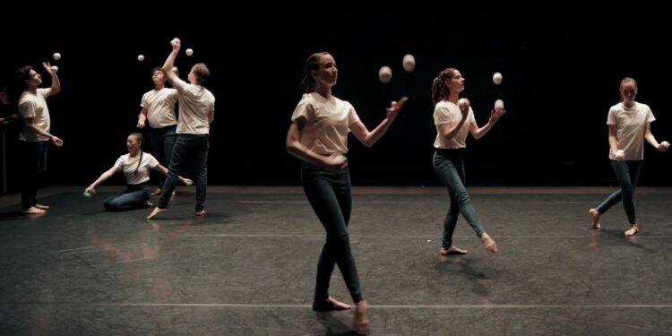 Les meilleurs jongleurs de la planète sur la scène de la Garance à Cavaillon